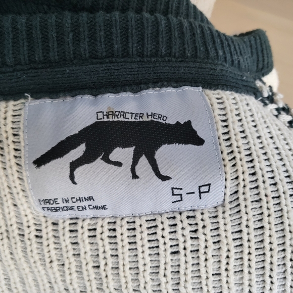 Ugly Christmas Sweater with gnomes unisex small - Picture 3 of 3